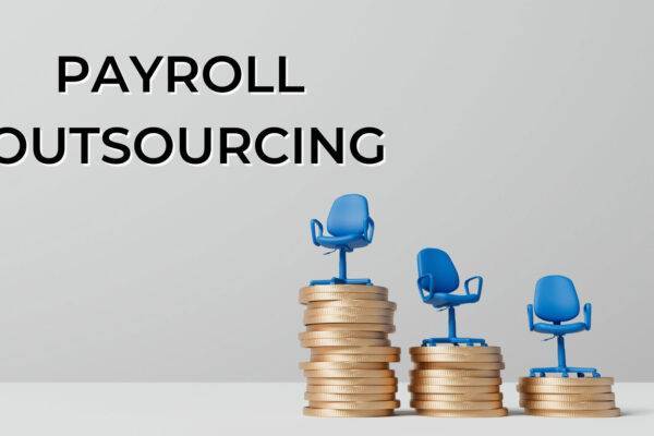 Payroll Outsourcing vs In-house Processing – Weighing the Pros and Cons for Small Businesses